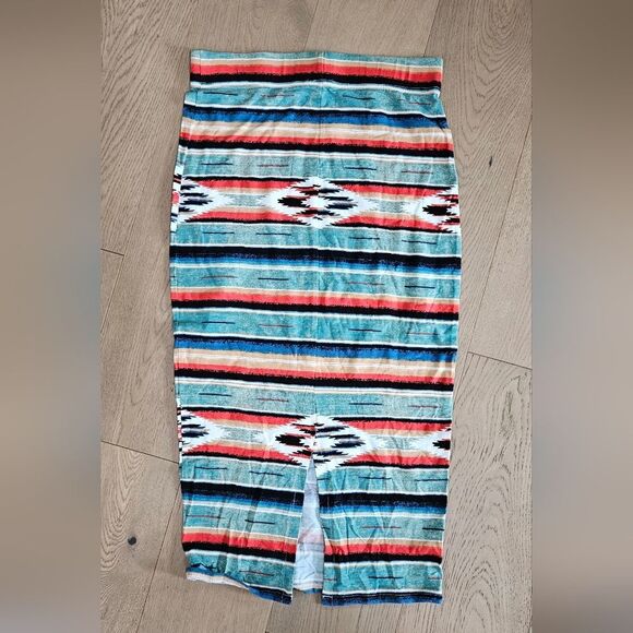 🎁Nwot Ecote Blue and Red Striped Casual Skirt - Picture 1 of 3